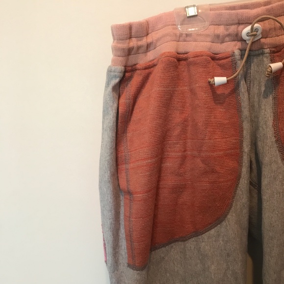 Color-Block Joggers - Picture 2 of 7